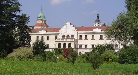 Zámek Častolovice 